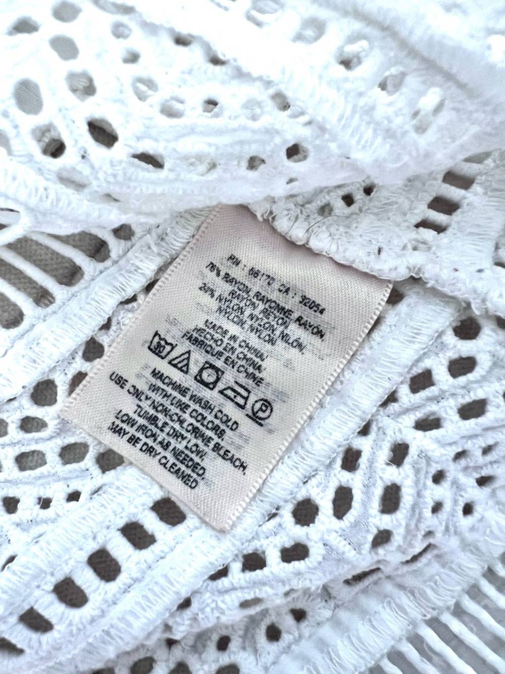 Maeve Lace Ladder cami top from Anthropologie, Size 4 - Picture 10 of 14